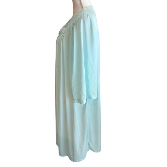 Miss Elaine Robe Nightgown Mother Pearl Buttons Size Small Medium - Picture 3 of 5